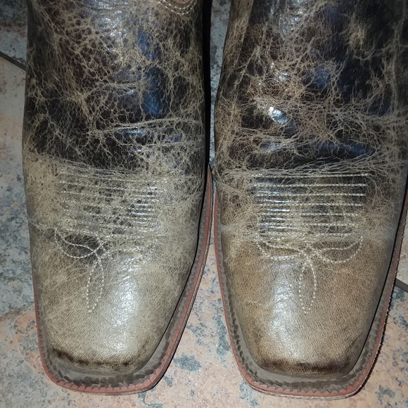 SOLD!!!!! - Picture 2 of 5